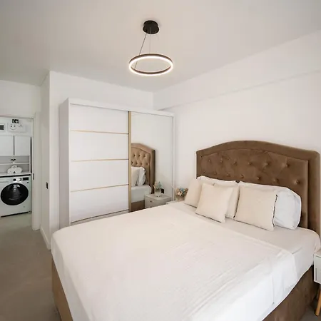 Ria Odyssey Free-parking -pool-spa-playground דירה *